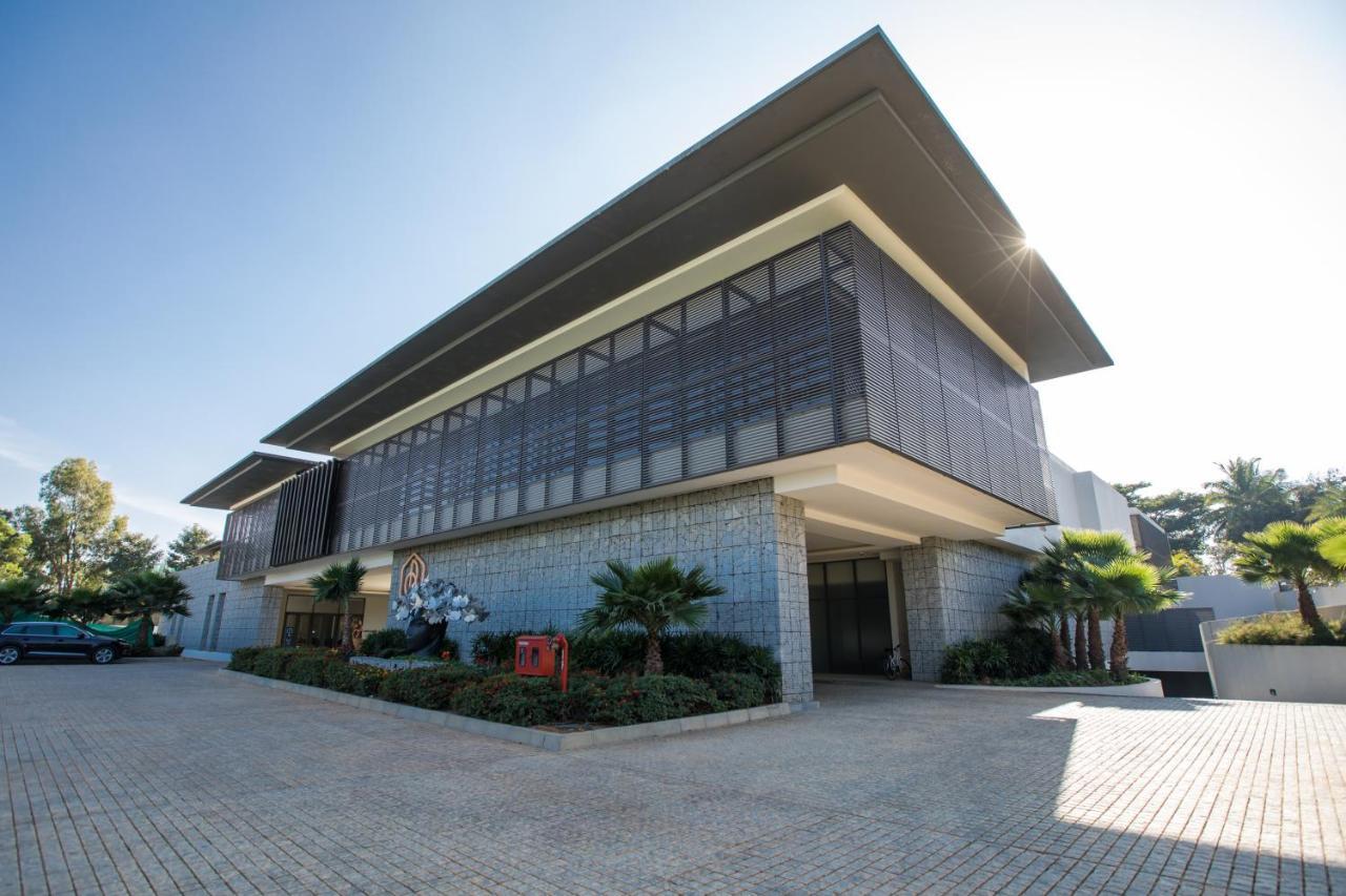 Blvd Club - Near Bengaluru Airport Hotel Settahalasūr Exterior foto