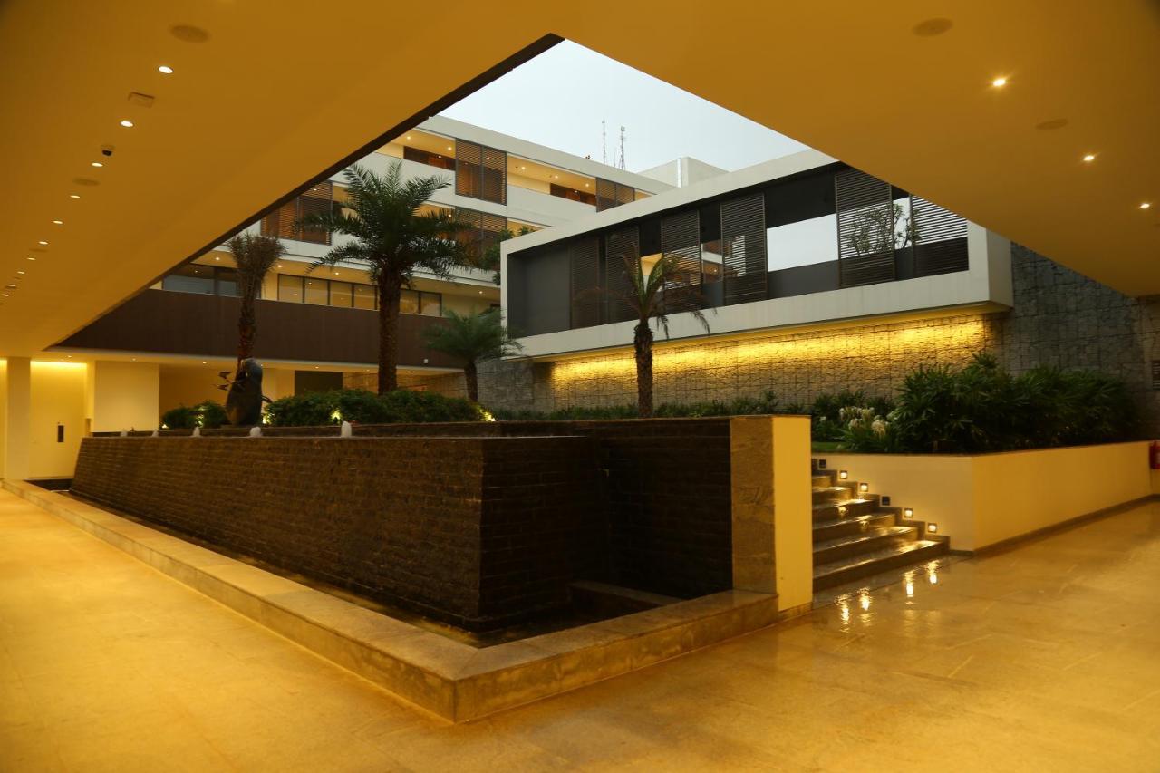 Blvd Club - Near Bengaluru Airport Hotel Settahalasūr Exterior foto